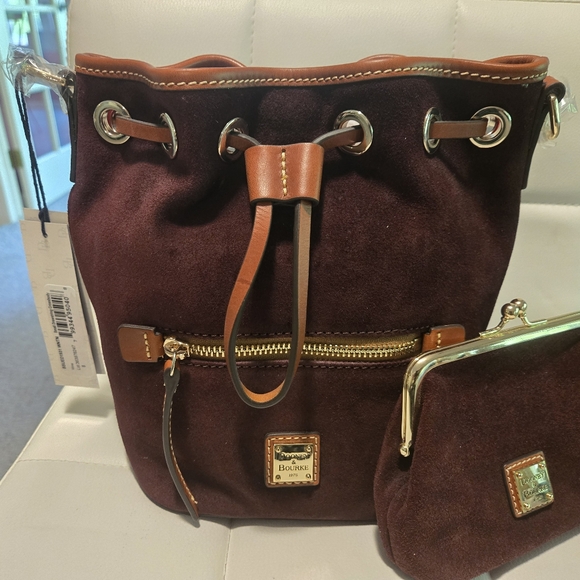 NWT Dooney & Bourke Suede Set - Picture 3 of 16